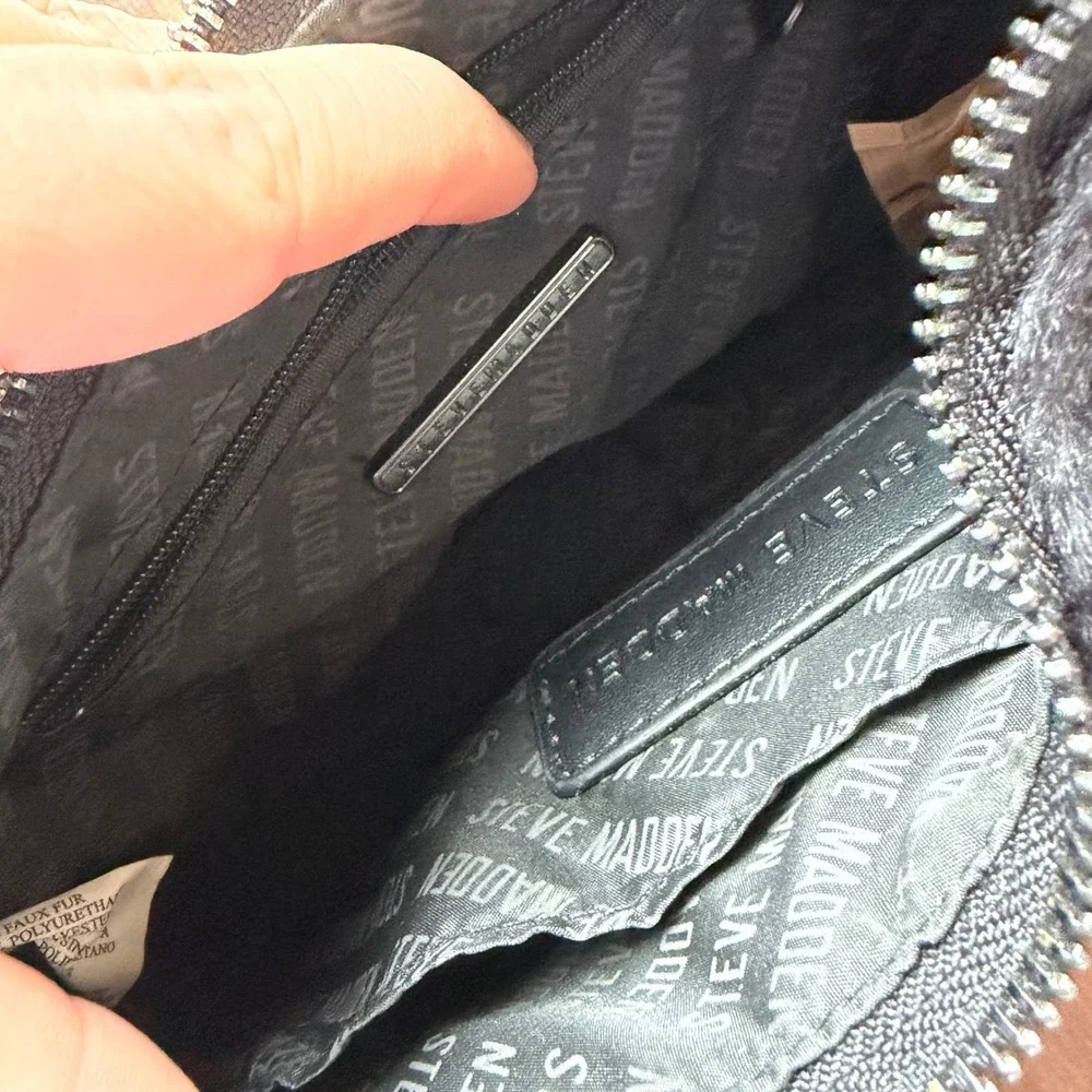 Steve Madden Faux Fur Shoulder Bag Black Chain Accent‎ SM Logo